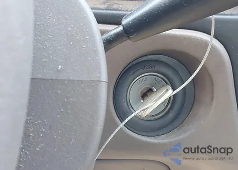 1994 Toyota Camry Le from USA, damaged, VIN JT2SK12E3R0201284